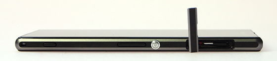 Sony-Xperia-Z1-Rechts