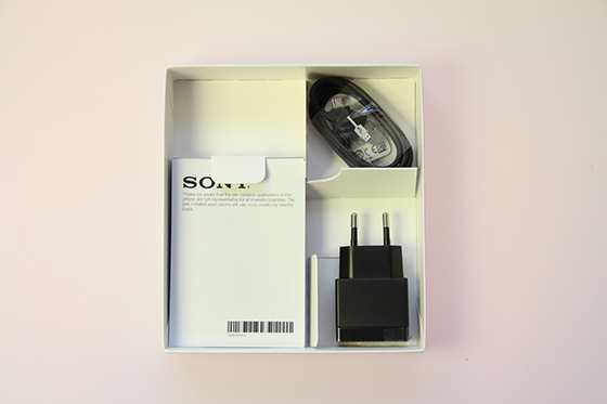 Sony-Xperia-Z1-Unboxing