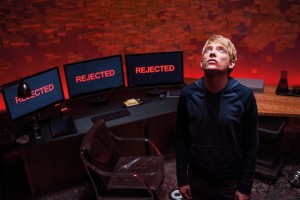 Domhnall Gleesen als Caleb